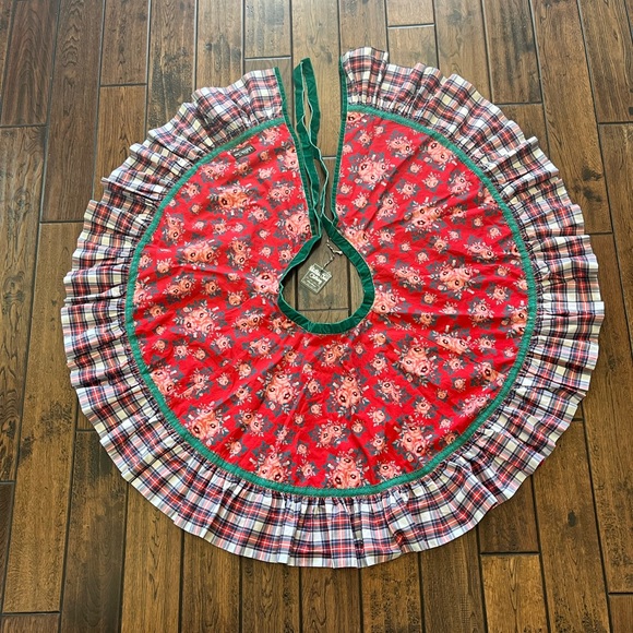 Matilda Jane Christmas Tree Skirt. Reversible. NWT